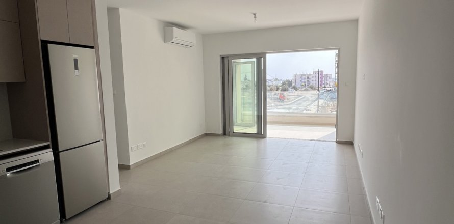 1 bedroom Apartment in Larnaka,  No. 39996