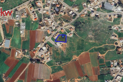 3287m2 Land in Larnaka,  No. 40240