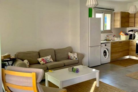 2 bedrooms Apartment in Larnaca, Larnaka,  No. 40234