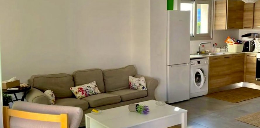 2 bedrooms Apartment in Larnaca, Larnaka,  No. 40234