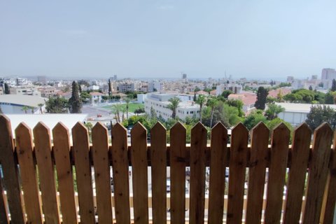 3 bedrooms Apartment in Larnaca, Larnaka,  No. 40235 5