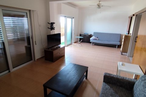 3 bedrooms Apartment in Larnaca, Larnaka,  No. 40235 2