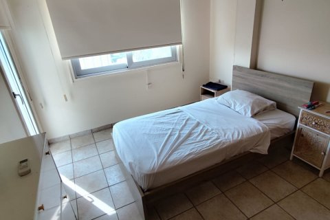 3 bedrooms Apartment in Larnaca, Larnaka,  No. 40235 8