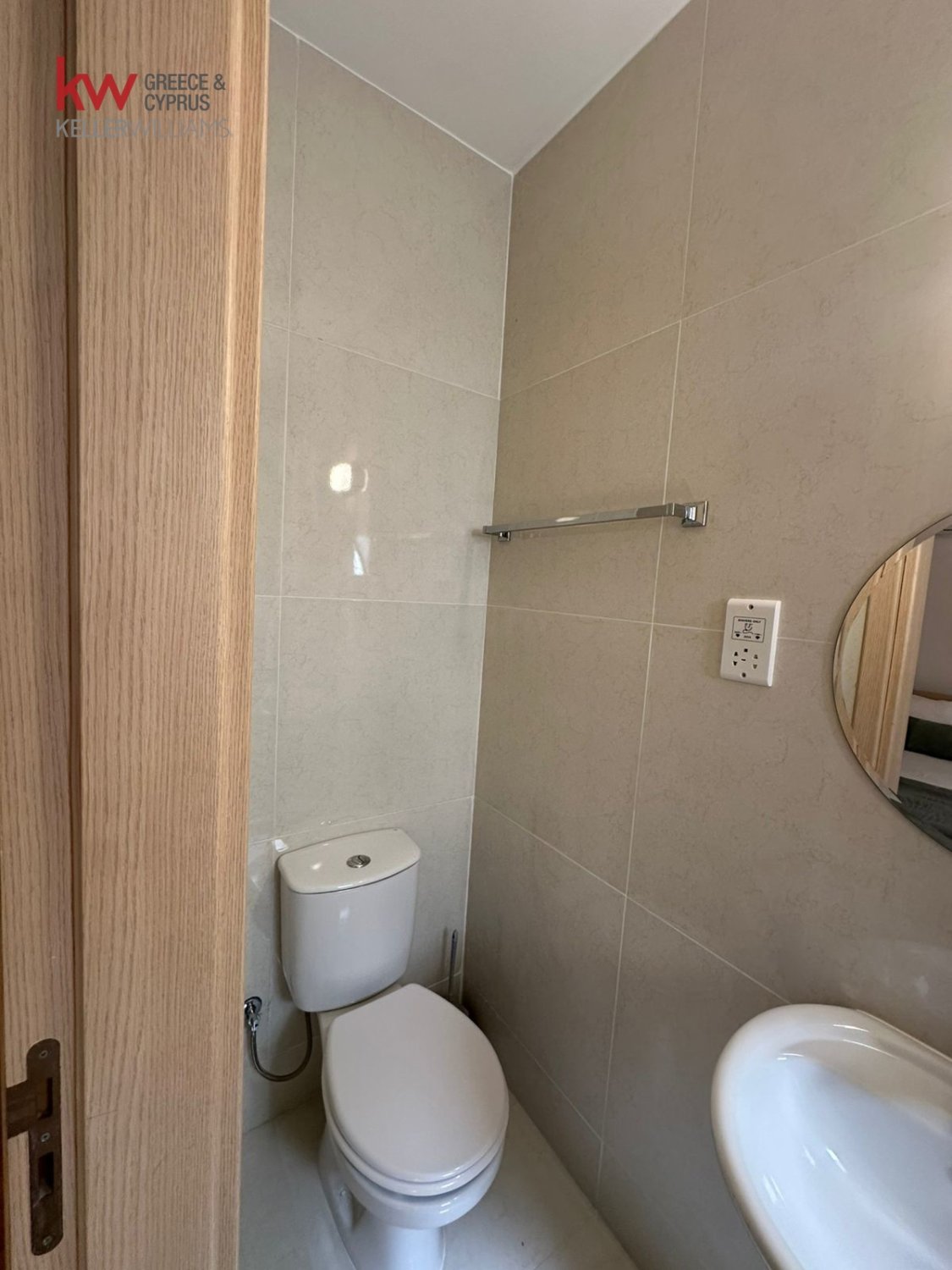 2 bedrooms Apartment in Larnaca, Larnaka, Cyprus No. 52150