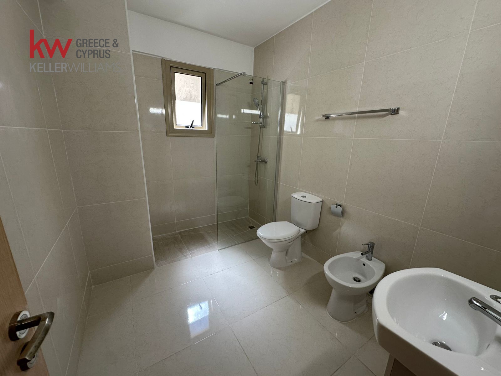 2 bedrooms Apartment in Larnaca, Larnaka, Cyprus No. 52150