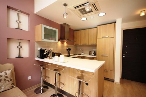 1 bedroom Apartment in Limassol, No. 38514