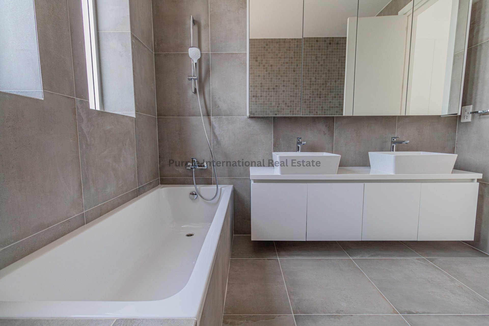 4 bedrooms Villa in Coral Bay, Pegeia, Paphos, Cyprus No. 37611