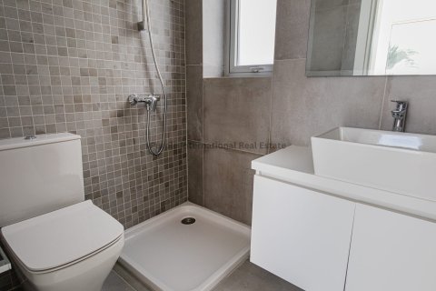 4 bedrooms Villa in Coral Bay, Pegeia, Paphos, Cyprus No. 37611 10