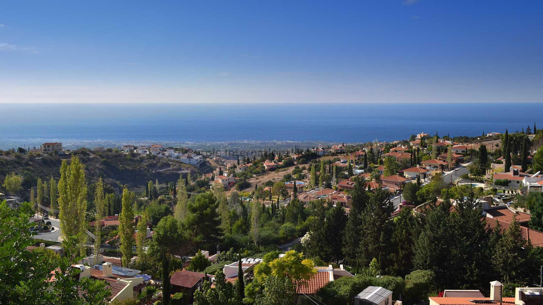 4 bedrooms Villa in Tala, Paphos, Cyprus No. 37616