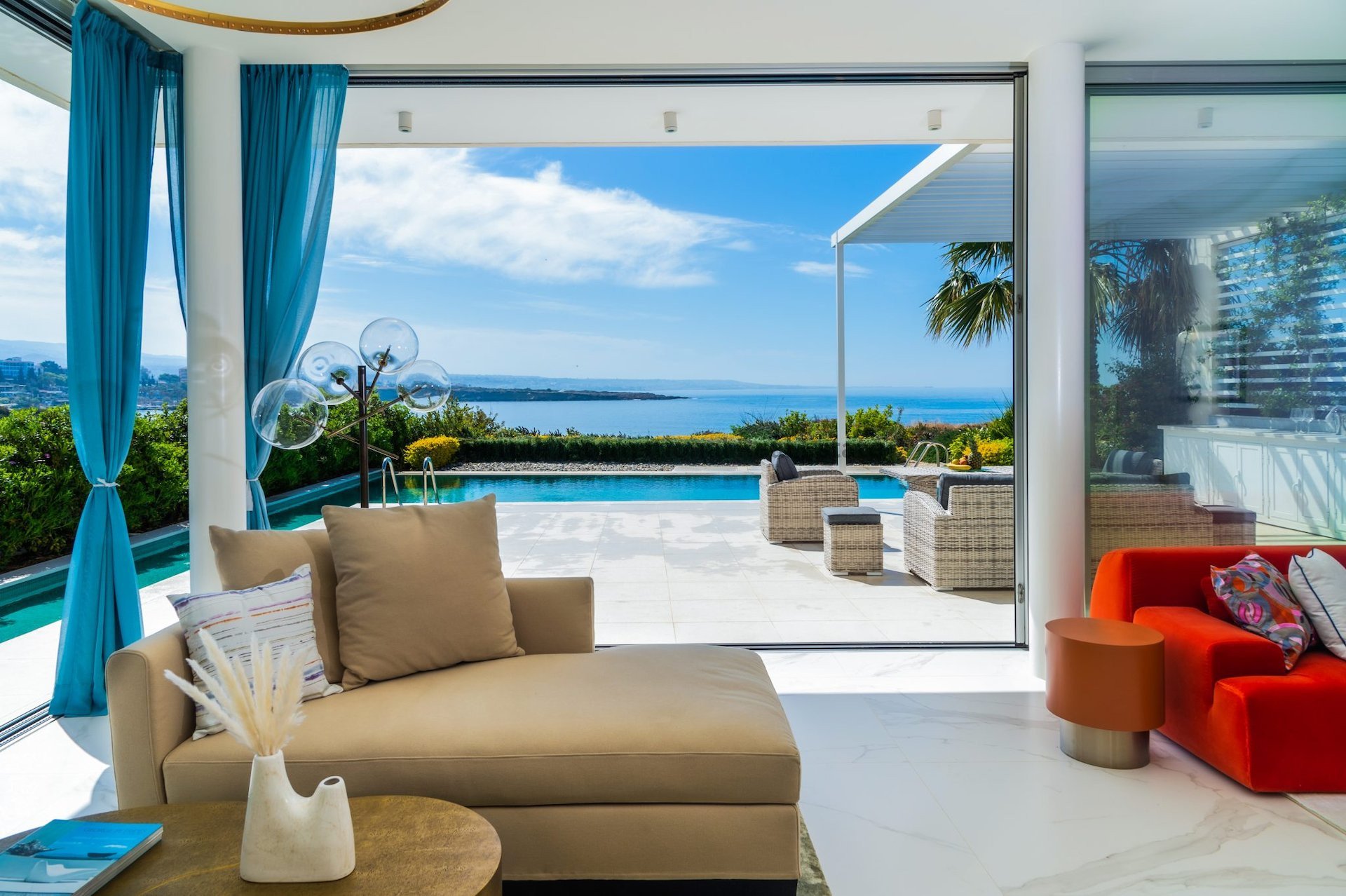 3 chambres Villa à Coral Bay, Pegeia, Paphos, Chypre No. 37612