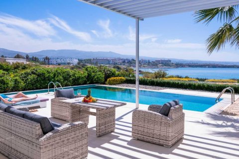 3 bedrooms Villa in Coral Bay, Pegeia, Paphos, Cyprus No. 37612 8