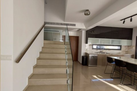 4 bedrooms Villa in Limassol,  No. 44807 13