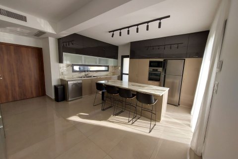 4 bedrooms Villa in Limassol,  No. 44807 6