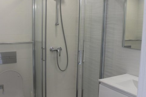2 dormitorios Apartamento en Limassol,  No. 38389 9
