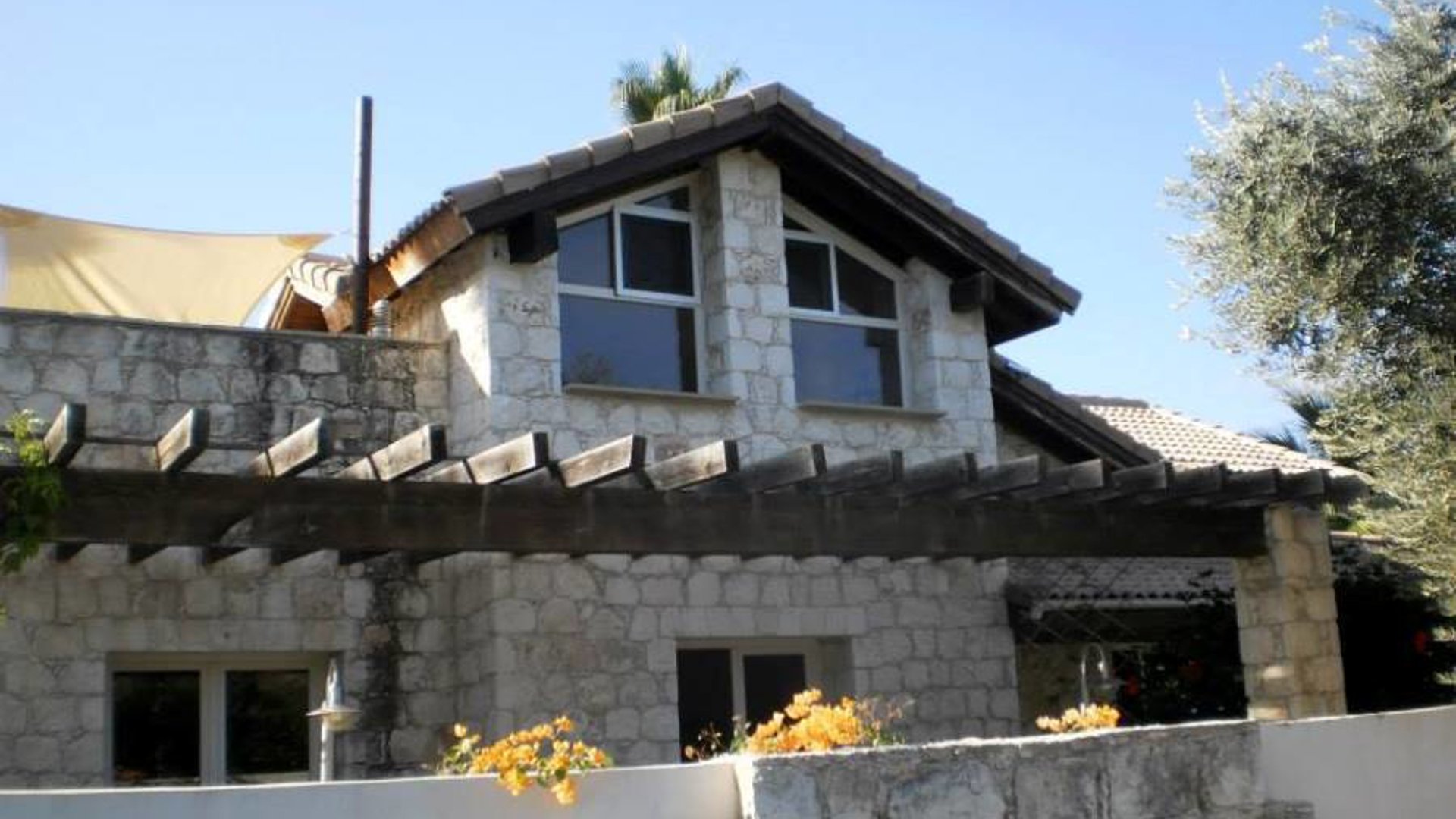 5 bedrooms Villa in Goudi, Paphos, Cyprus No. 25465