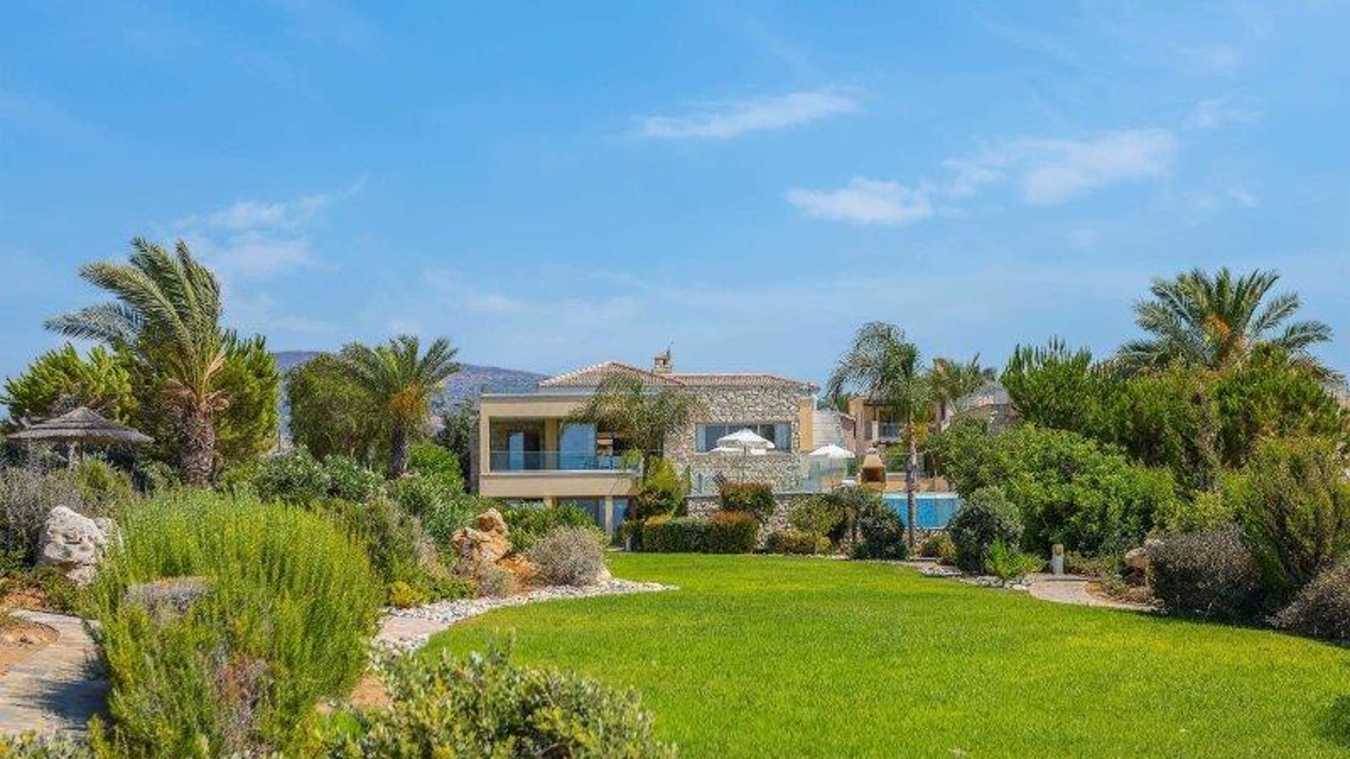 4 bedrooms Villa in Argaka, Paphos, Cyprus No. 25469