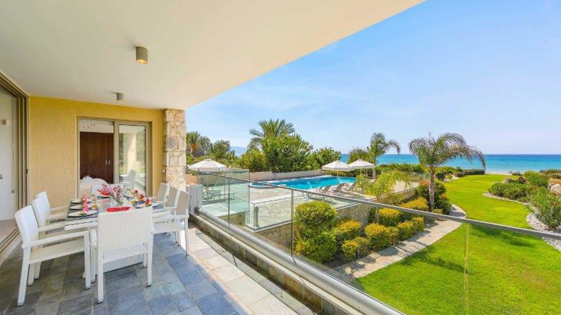 4 bedrooms Villa in Argaka, Paphos, Cyprus No. 25469
