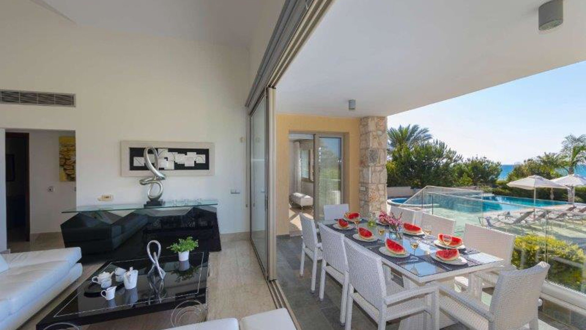 4 bedrooms Villa in Argaka, Paphos, Cyprus No. 25469