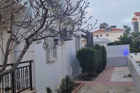 3 bedrooms Townhouse in Pervolia, Larnaka,  No. 39545 7