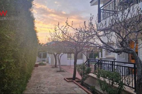 3 bedrooms Townhouse in Pervolia, Larnaka,  No. 39545 9