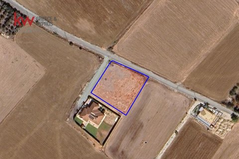 2704m2 Land in Kiti, Larnaka,  No. 39543