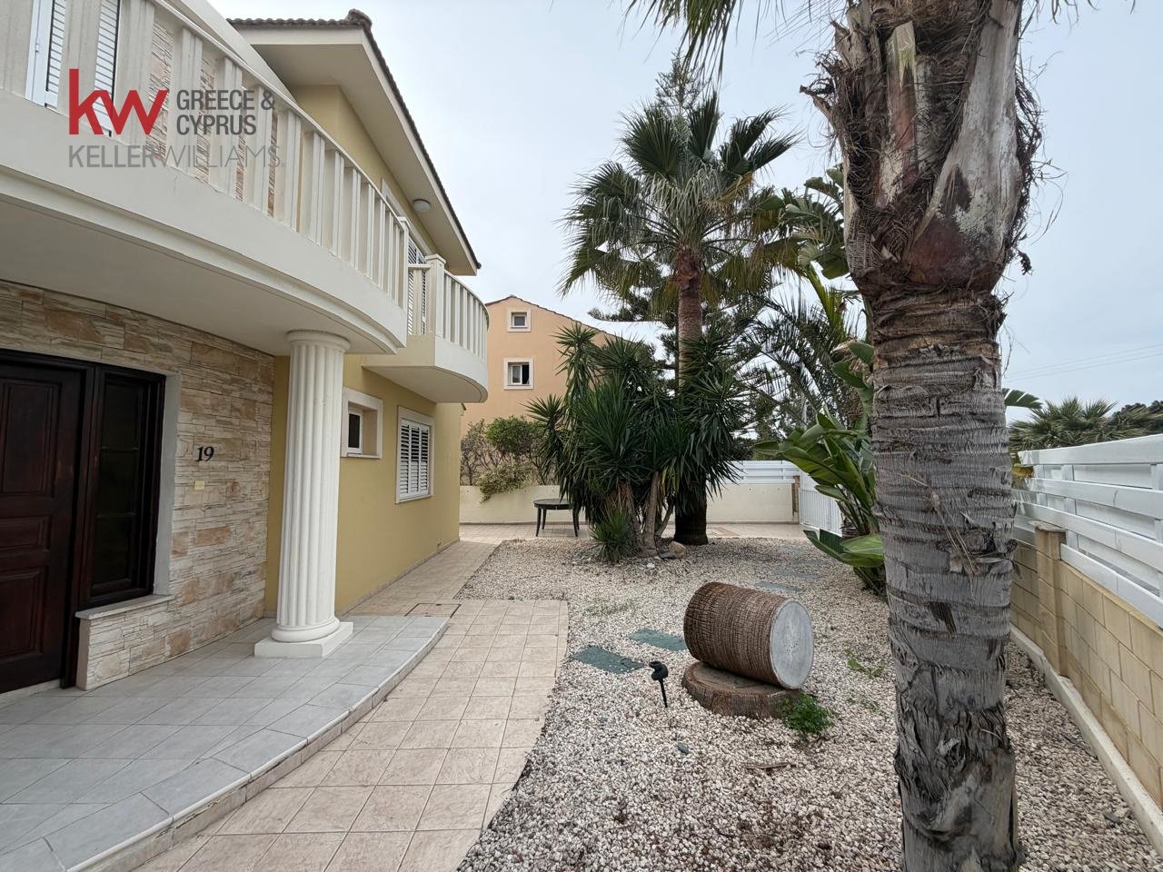 4 chambres Villa à Pyla, Larnaka, Chypre No. 39542
