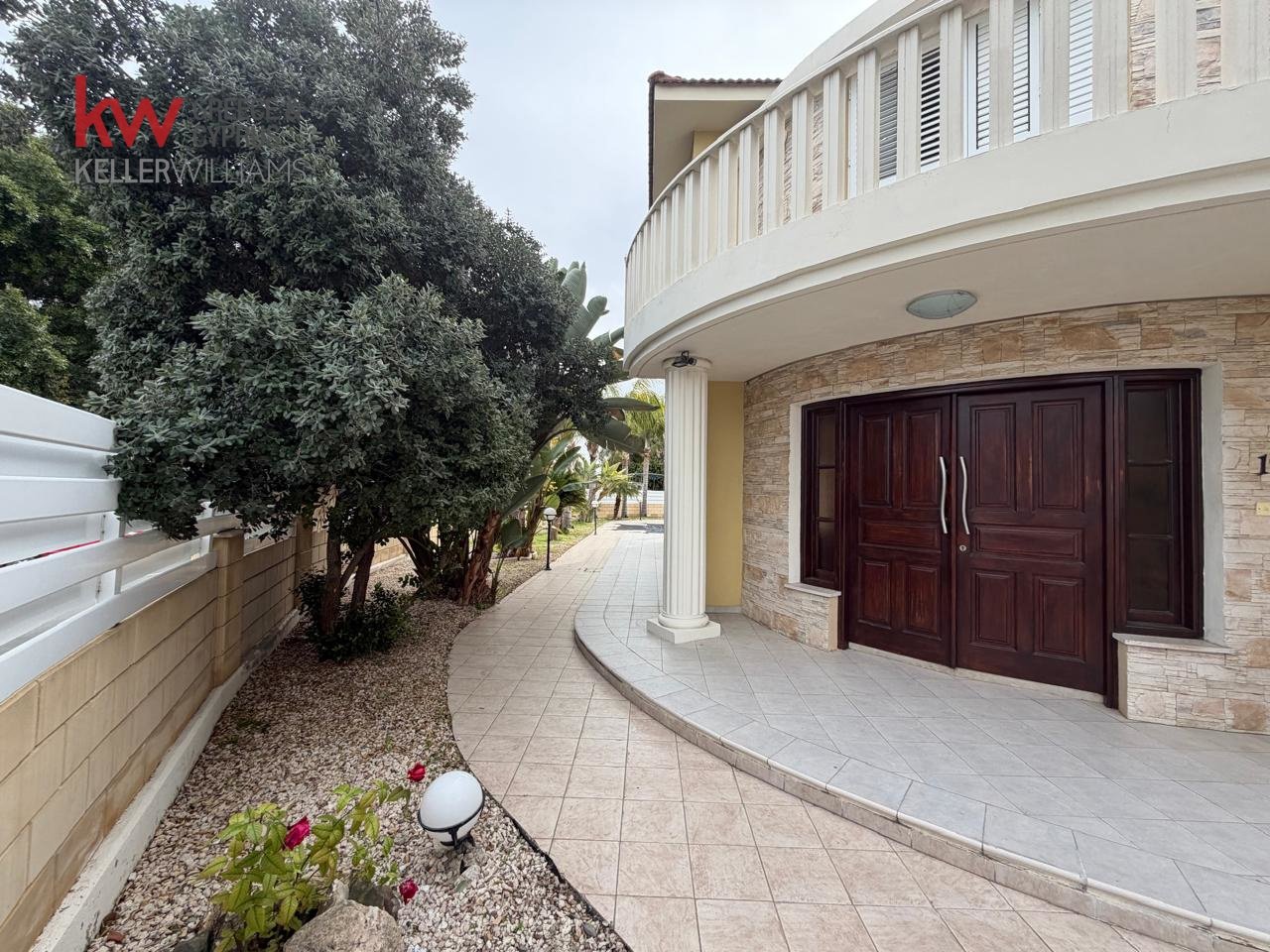 4 chambres Villa à Pyla, Larnaka, Chypre No. 39542
