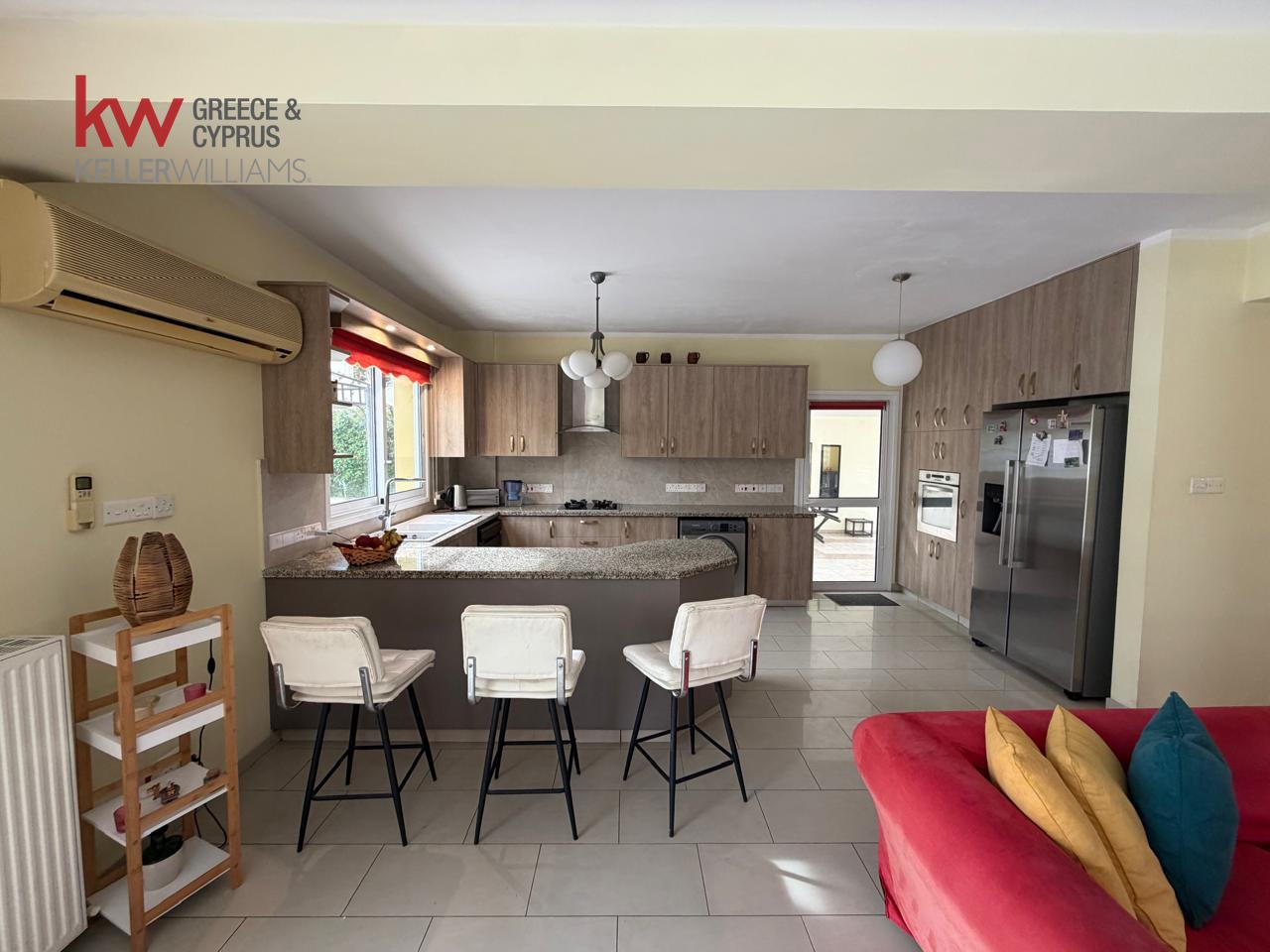 4 chambres Villa à Pyla, Larnaka, Chypre No. 39542