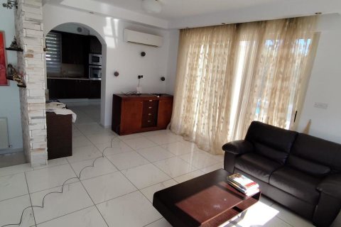 4 bedrooms Villa in Pervolia, Larnaka,  No. 39544 12