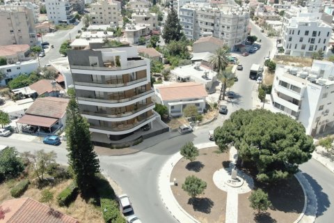2 bedrooms Apartment in Larnaca, Larnaka,  No. 41772 6