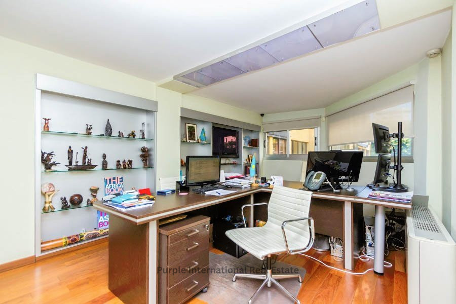 153m2 Office in Neapolis, Limassol, Cyprus No. 36284