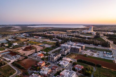 1 bedroom Apartment in Zakaki, Limassol,  No. 46803 4