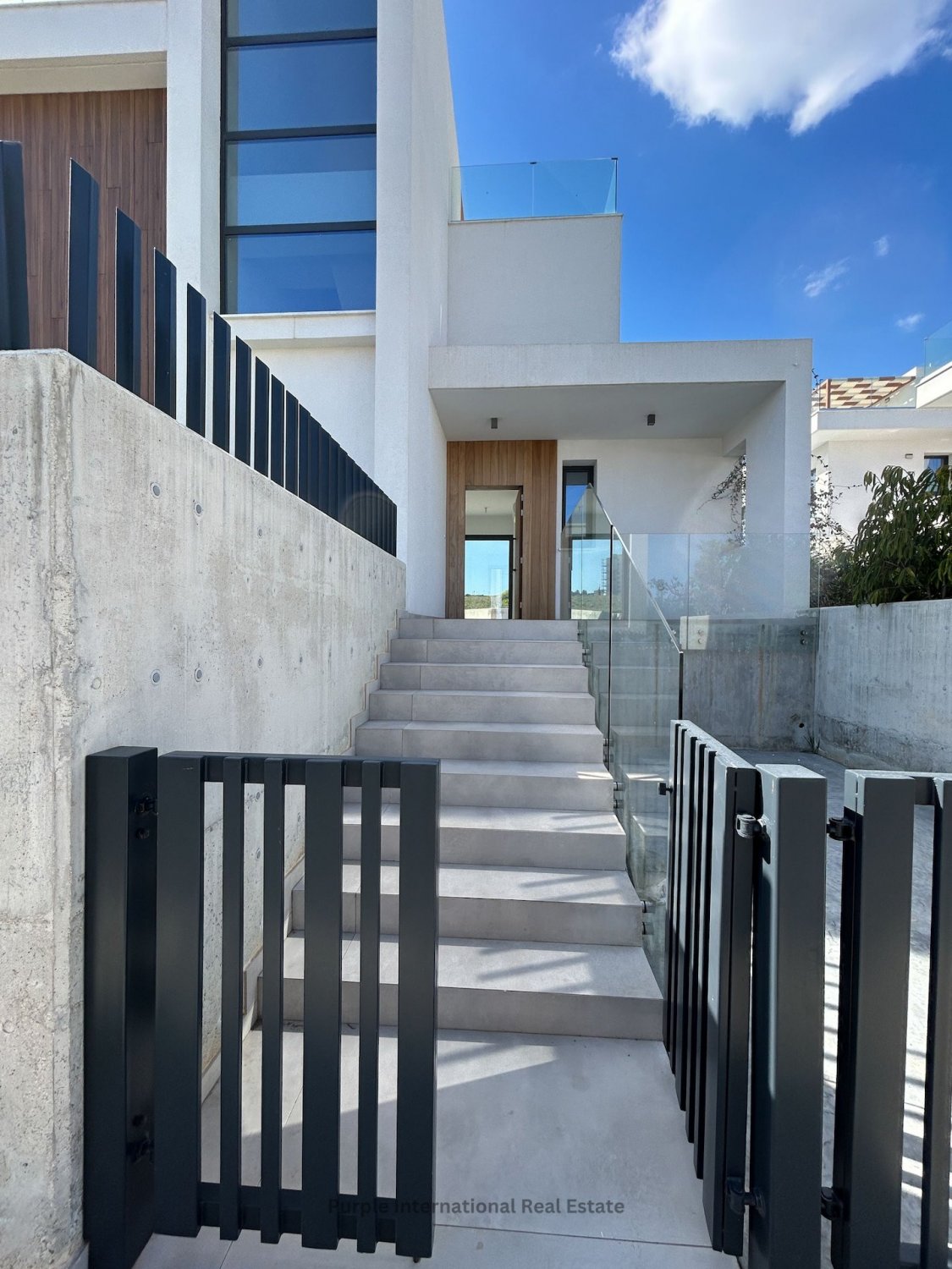 4 bedrooms Villa in Protaras, Ammochostos, Cyprus No. 37046