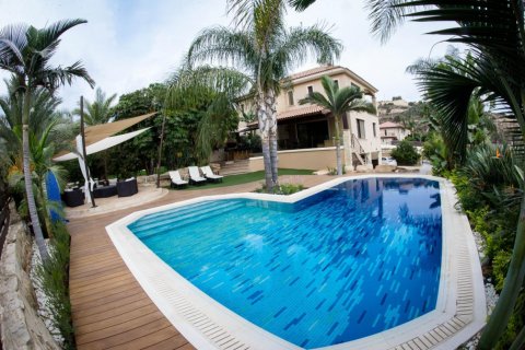 Вилла с 5 спальнями в Лимассол, Лимасол,  № 38548 15