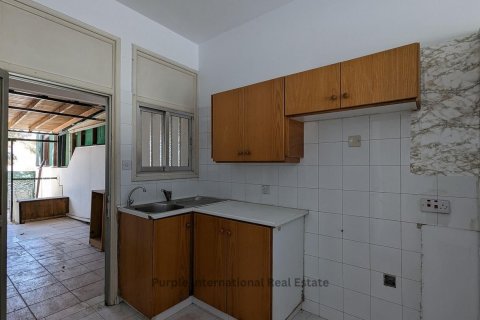 Вилла 110м2 в Строволос, Никосия, Кипр № 37301 30
