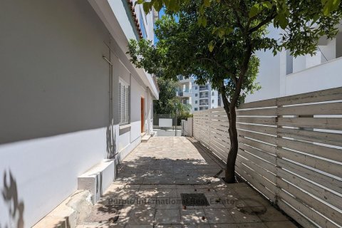 Вилла 110м2 в Строволос, Никосия, Кипр № 37301 10
