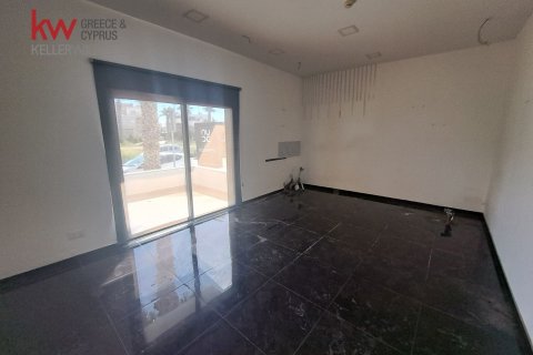 11 habitaciones Oficina en Larnaca, Larnaka,  No. 50638 8