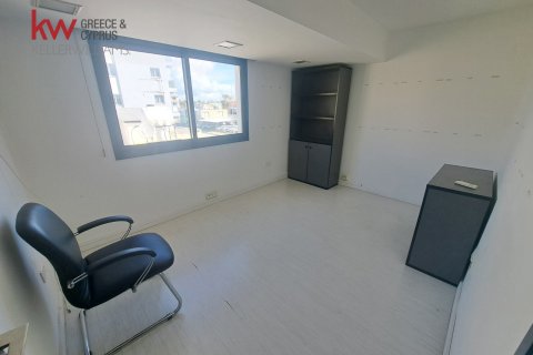 11 habitaciones Oficina en Larnaca, Larnaka,  No. 50638 16