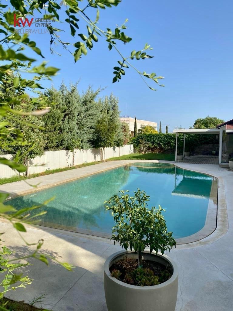 5 bedrooms Villa in Larnaka, Cyprus No. 50637