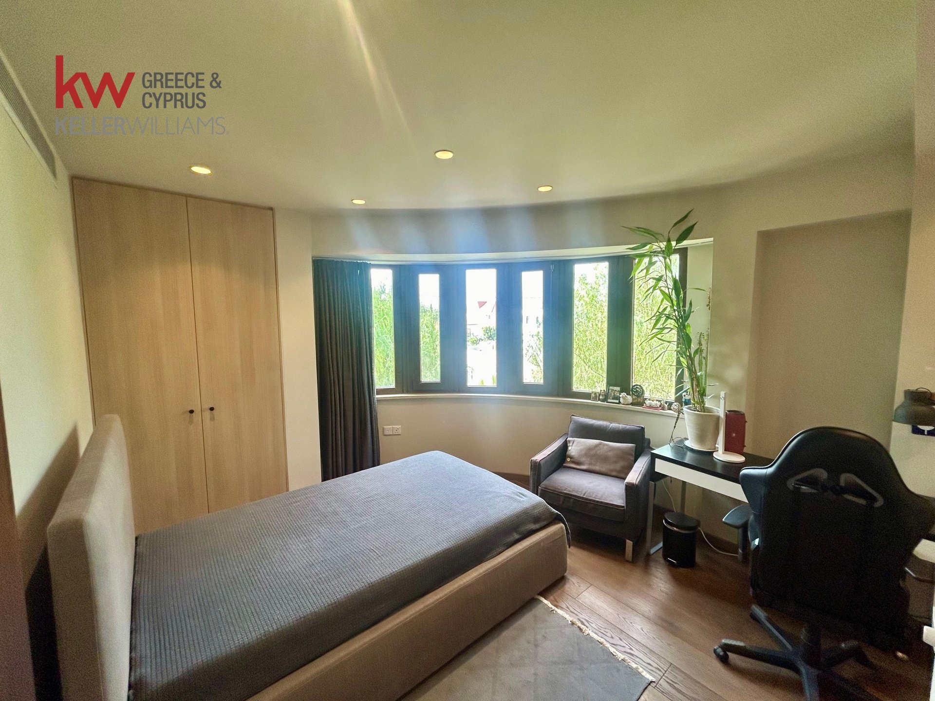 5 bedrooms Villa in Larnaka, Cyprus No. 50637