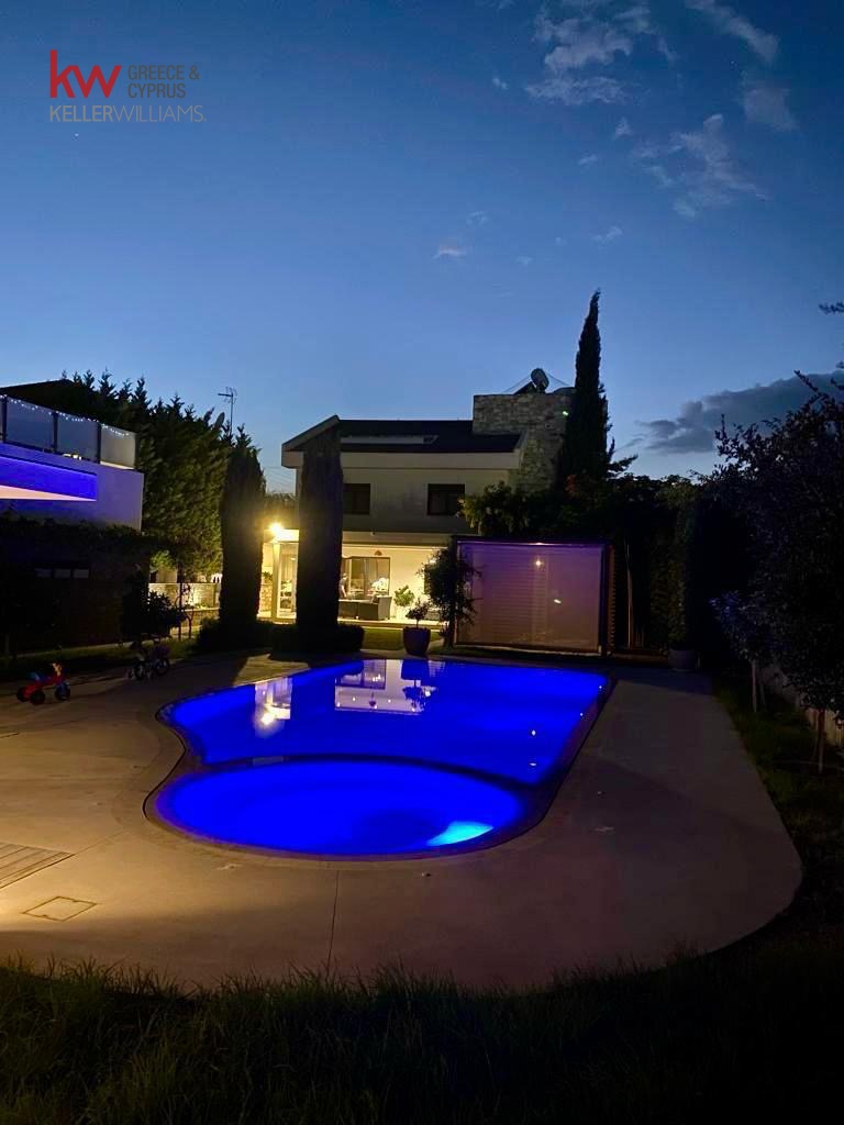 5 bedrooms Villa in Larnaka, Cyprus No. 50637
