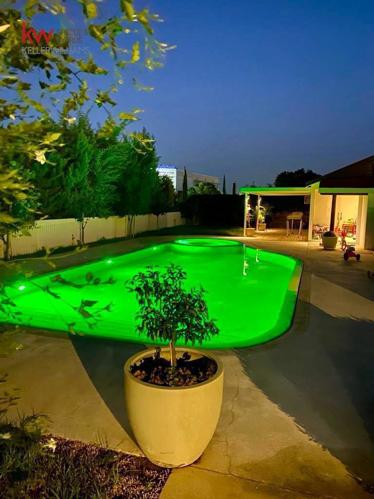 5 bedrooms Villa in Larnaka, Cyprus No. 50637