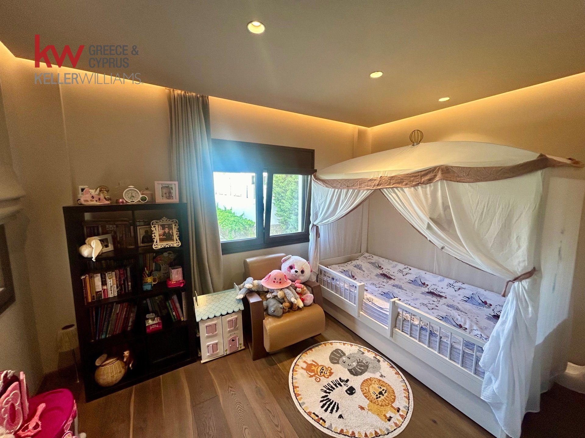 5 bedrooms Villa in Larnaka, Cyprus No. 50637