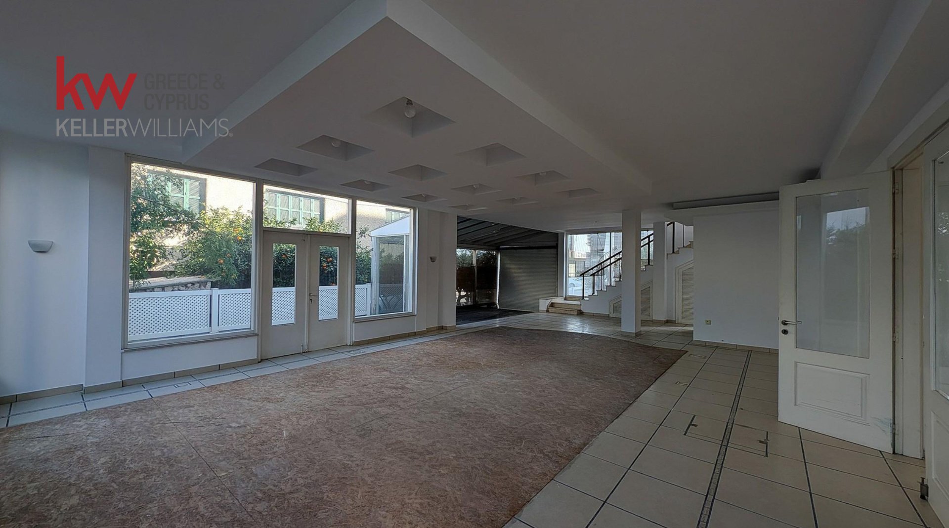 7 bedrooms Townhouse in Larnaca, Larnaka, Cyprus No. 39705