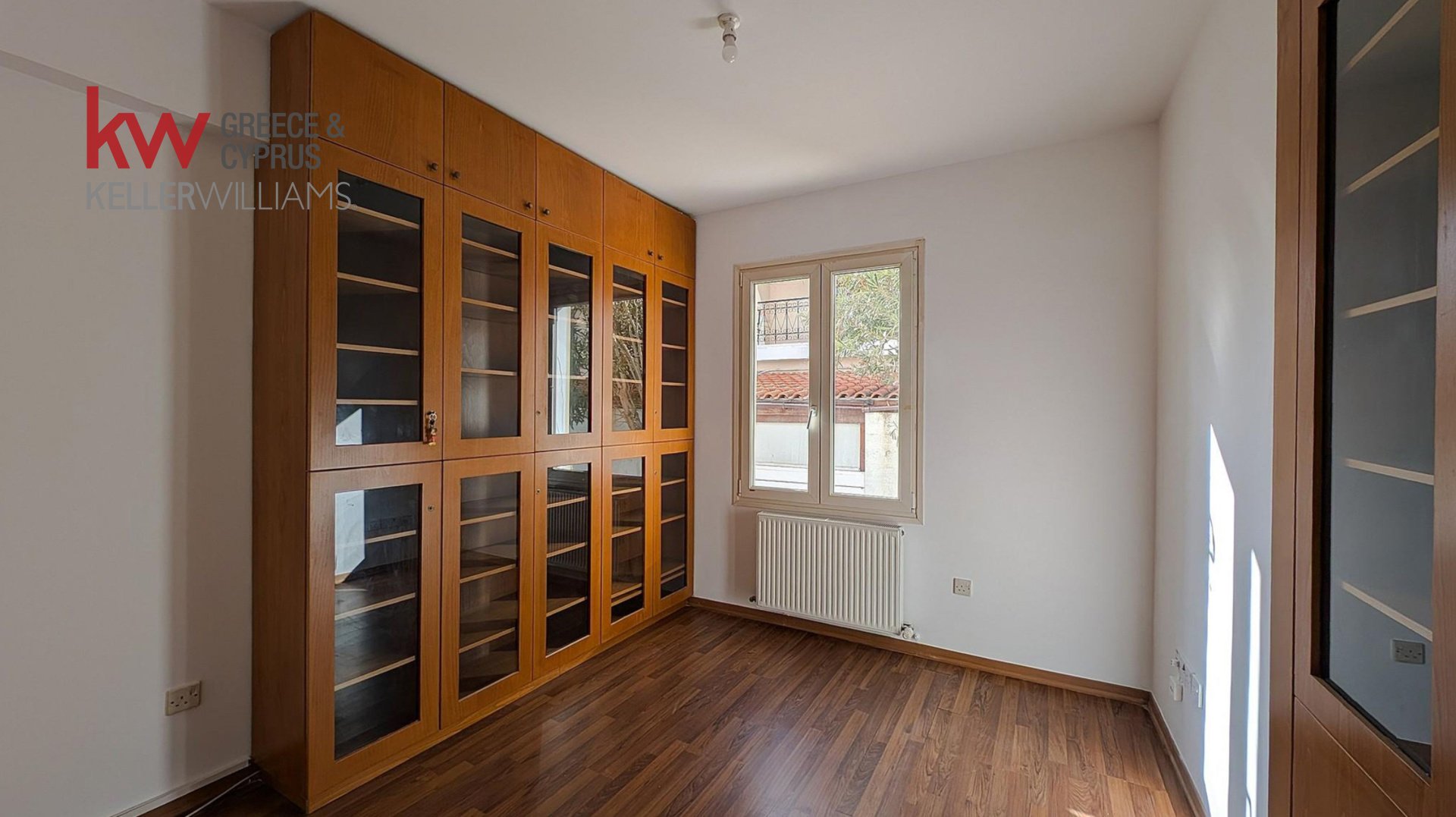 7 bedrooms Townhouse in Larnaca, Larnaka, Cyprus No. 39705