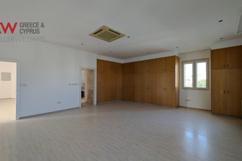 7 bedrooms Townhouse in Larnaca, Larnaka,  No. 39705 27