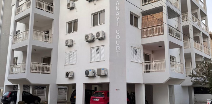 2 bedrooms Apartment in Larnaca, Larnaka,  No. 39704