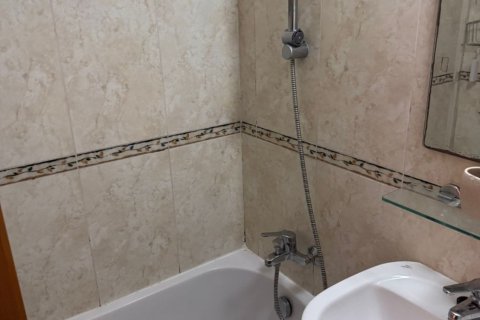 2 bedrooms Apartment in Larnaca, Larnaka,  No. 39704 9