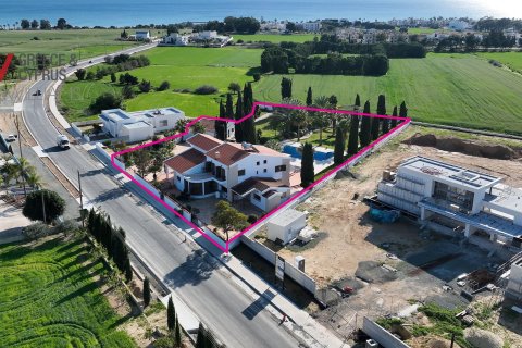 6 bedrooms Villa in Pyla, Larnaka,  No. 39706 2