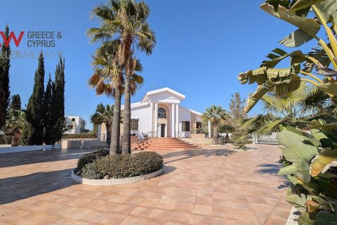 6 bedrooms Villa in Pyla, Larnaka,  No. 39706 4